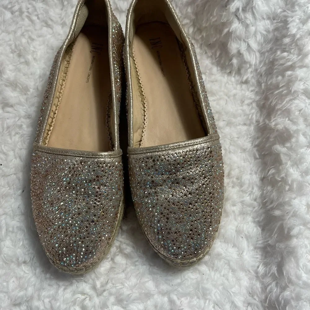 INC International concept gold glitter Espadrilles round toe slip on size 9.5